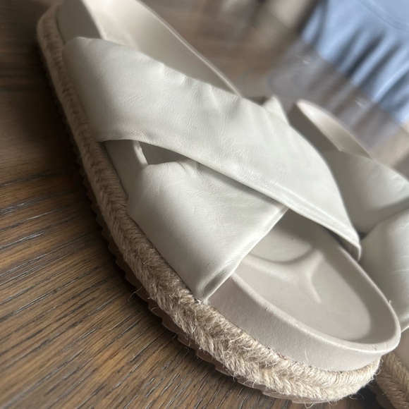 Zara White Cross-Strap Sandals - Picture 3 of 5